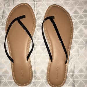 Old Navy sandals